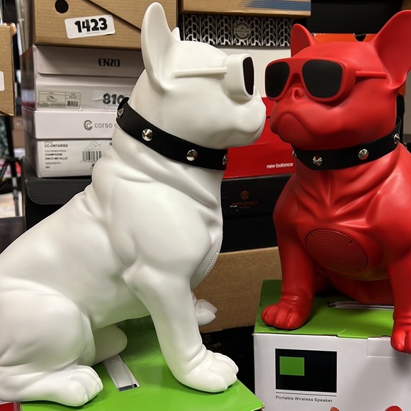 Dog Portable Wireless Speaker in White - Picture 3 of 11